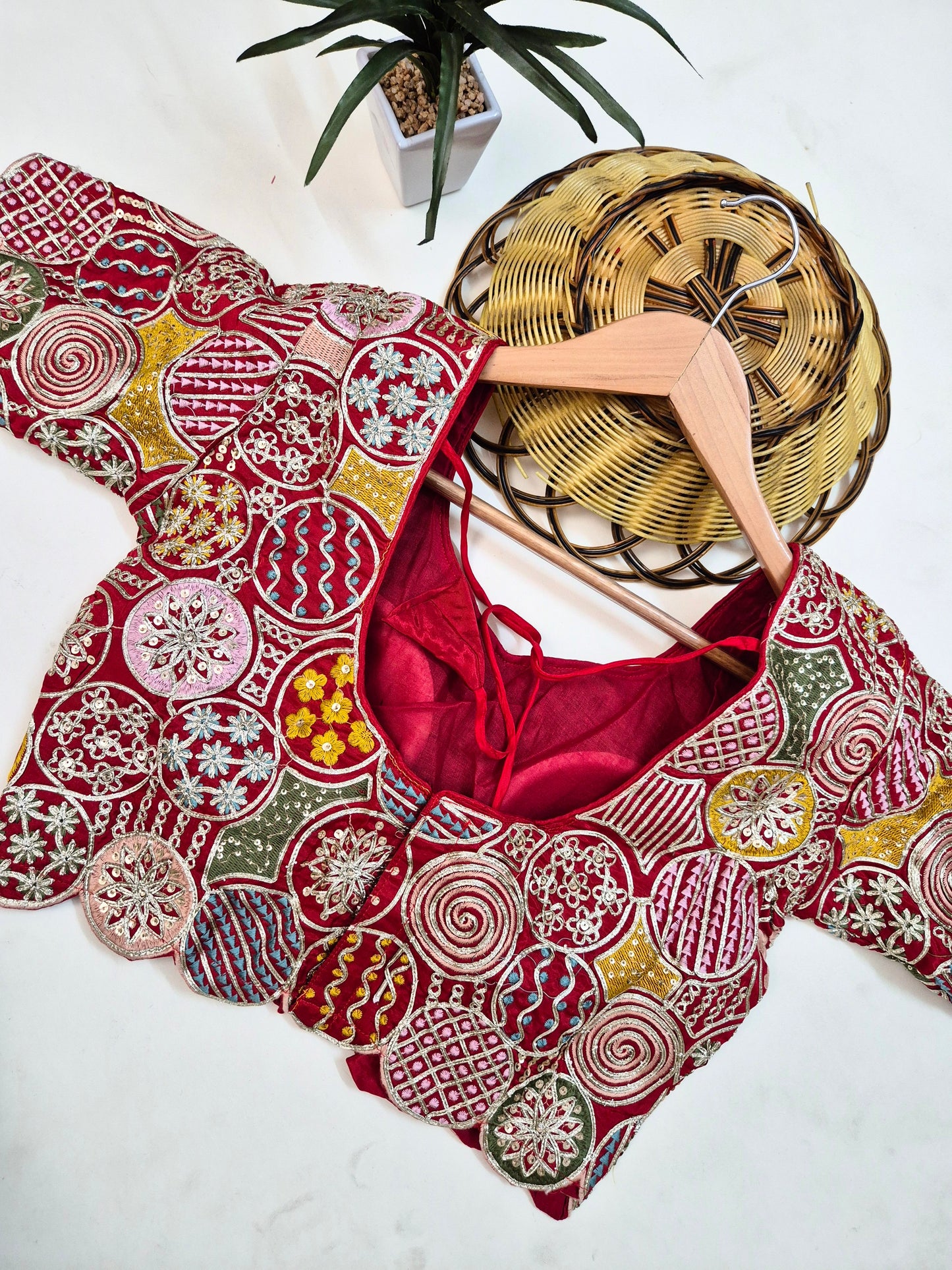 Viscose Crepe Saree with Stitched Blouse