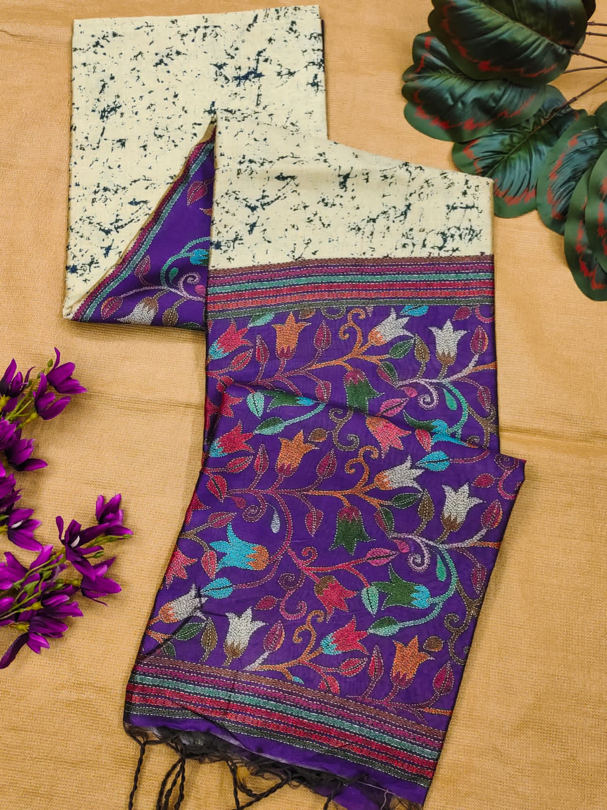 Soft Tussar Silk Saree with Jal Flower Print