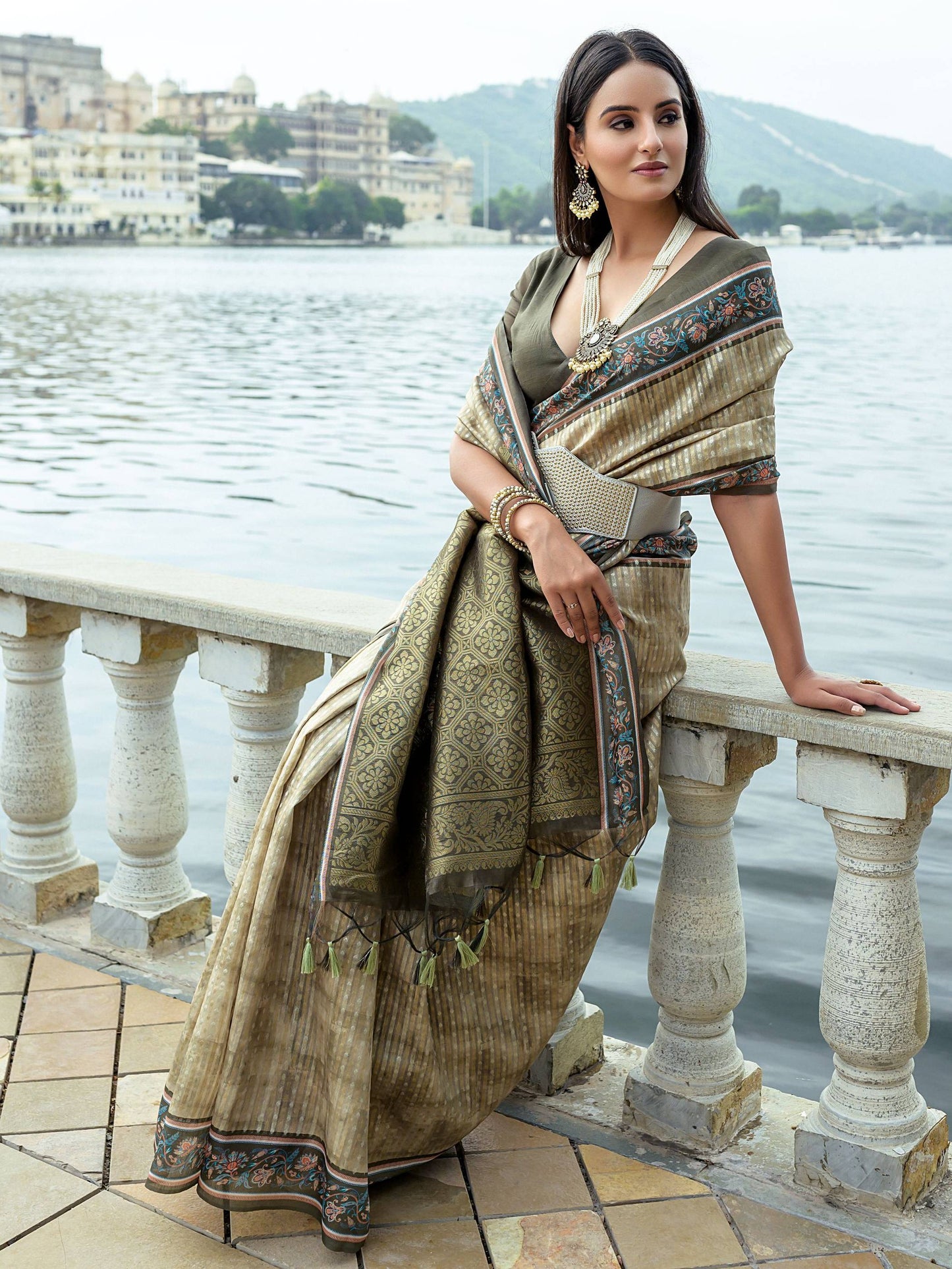 Soft Silk Saree with Contrast Rich Zari Pallu and Border