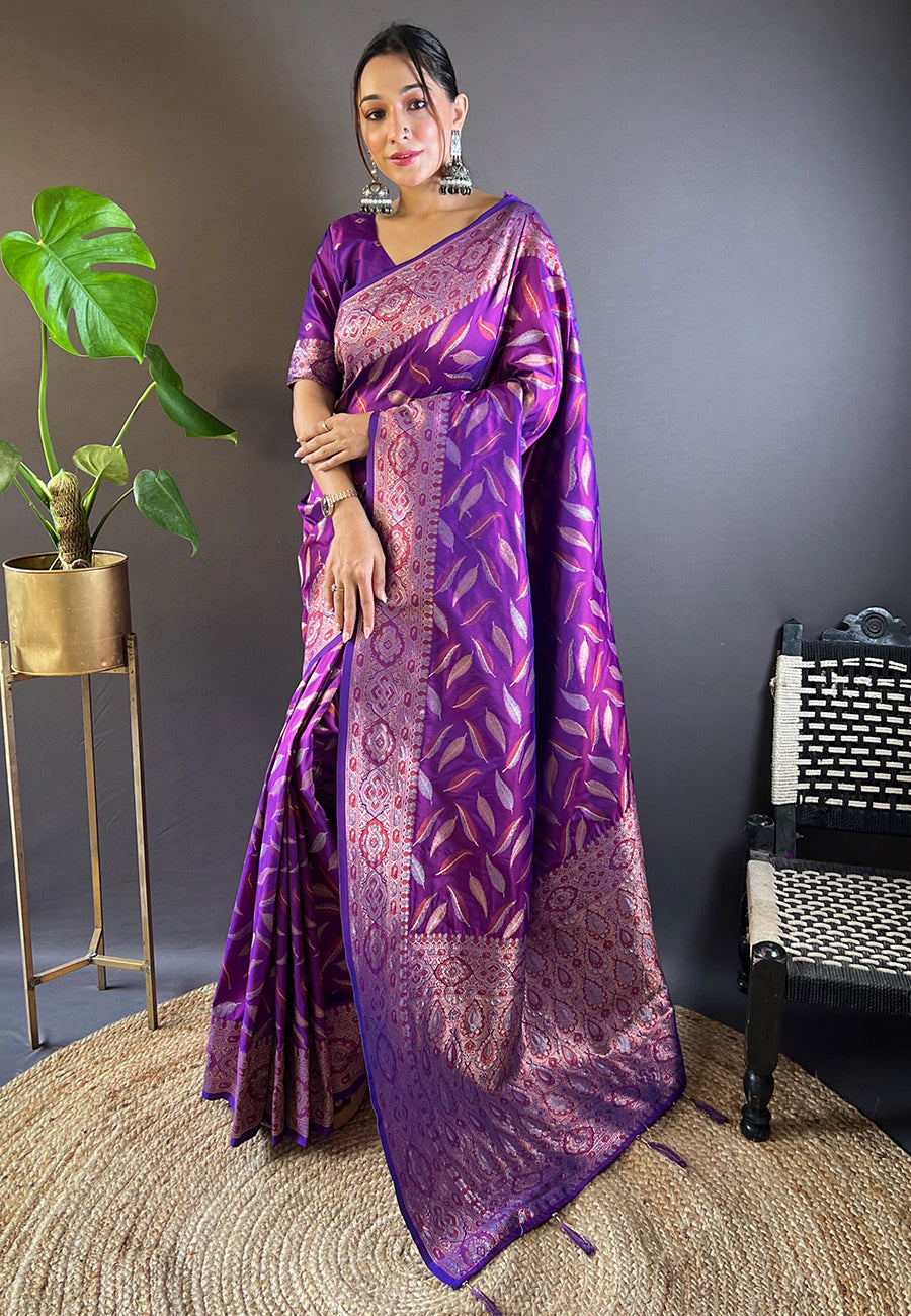 Banarasi Silk Paan Weaving Saree